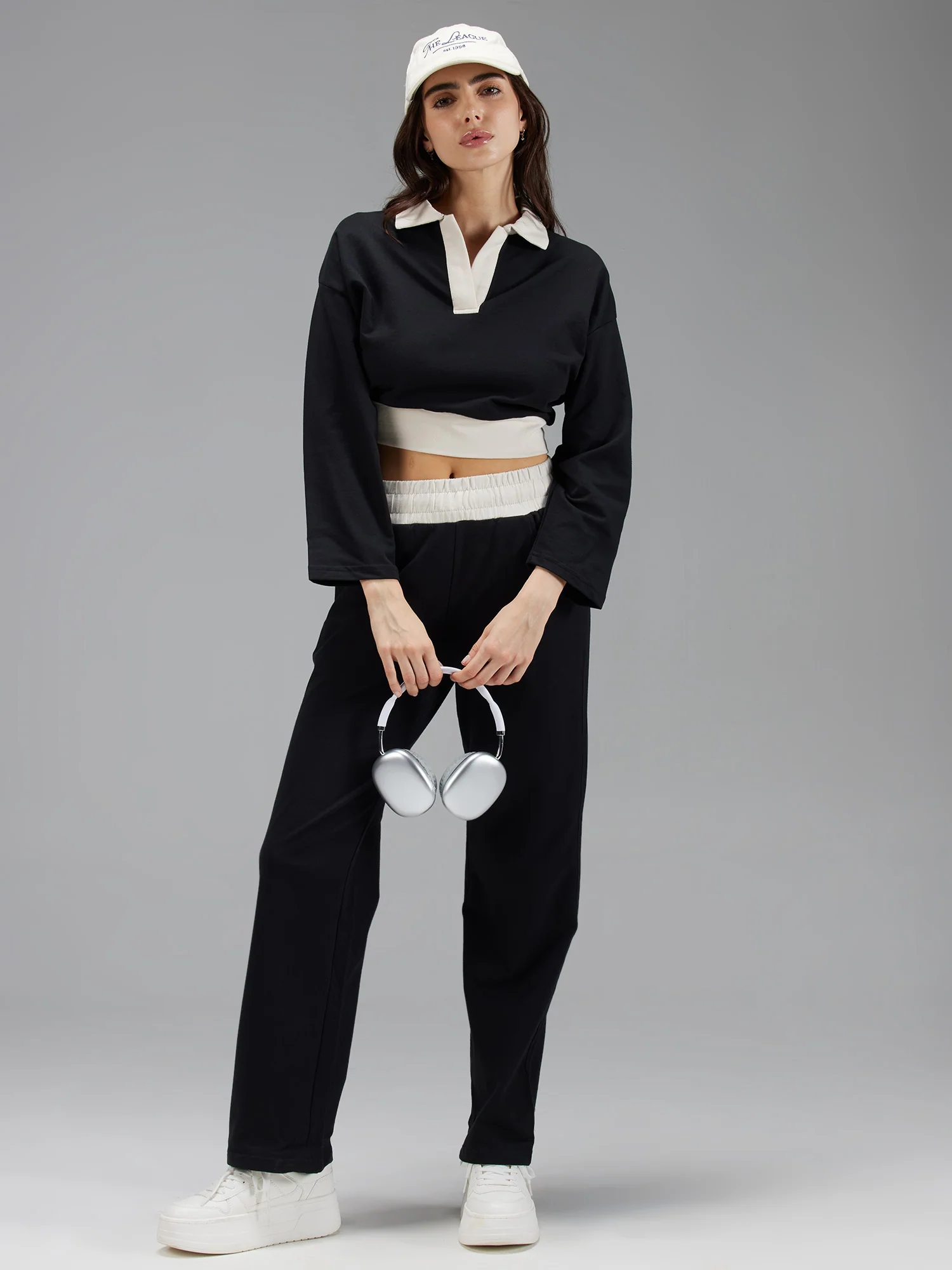 Black Boxy Polo Sweatshirt - Image 2