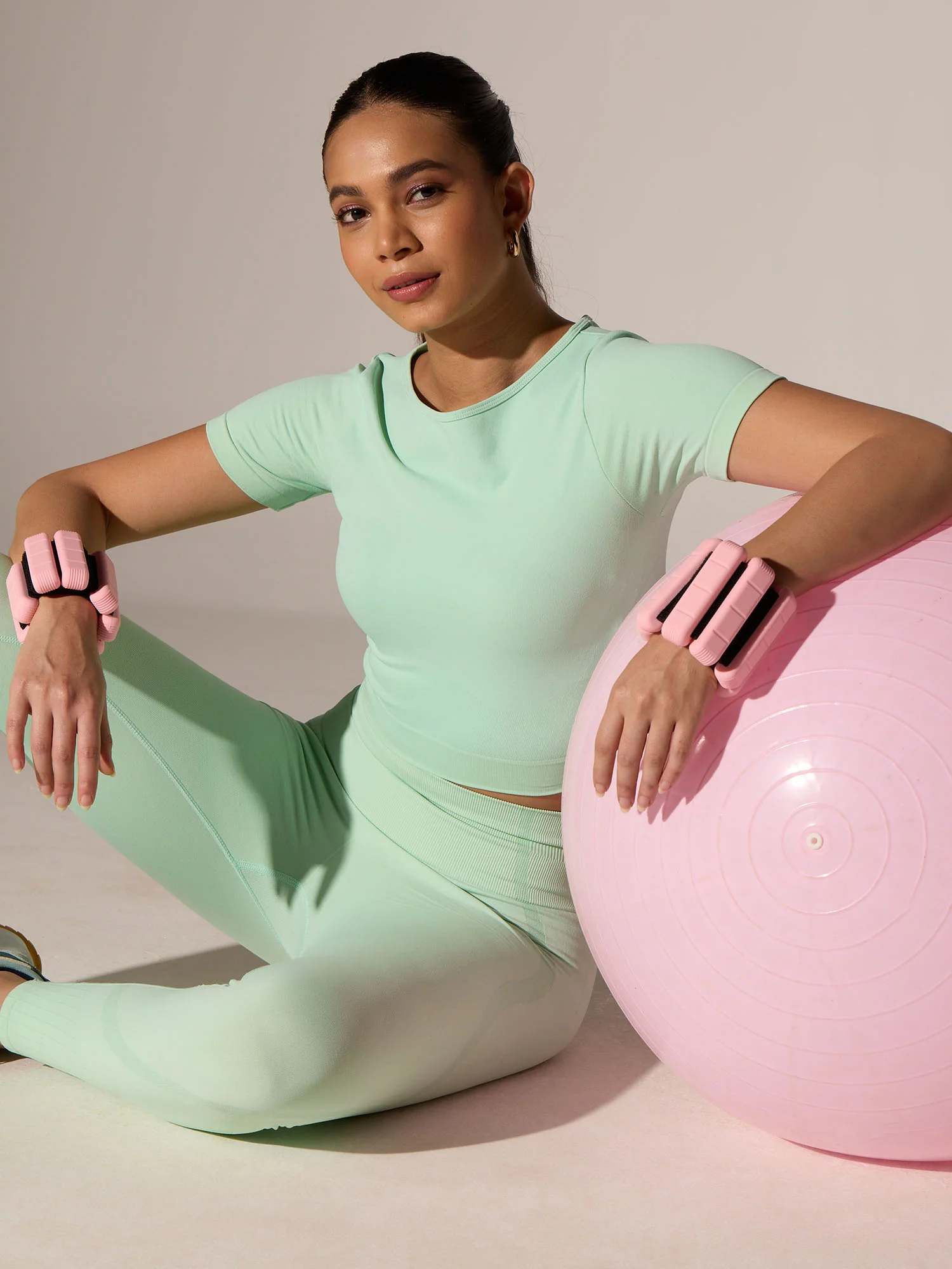 Mint Seamless Sculpt Tee - Image 2
